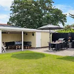Lenya - 60m From The Sea By Interhome