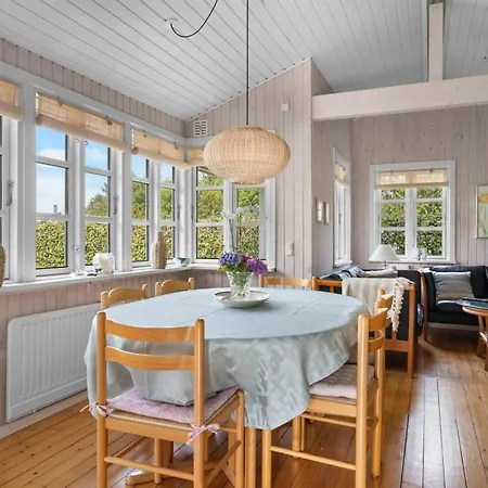 Lenya - 60m From The Sea By Interhome Holiday home