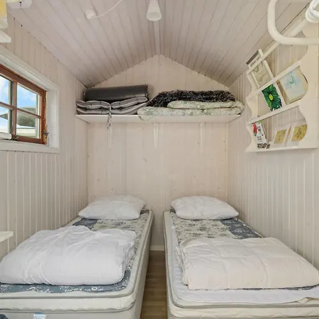 Holiday home Lenya - 60m From The Sea By Interhome *